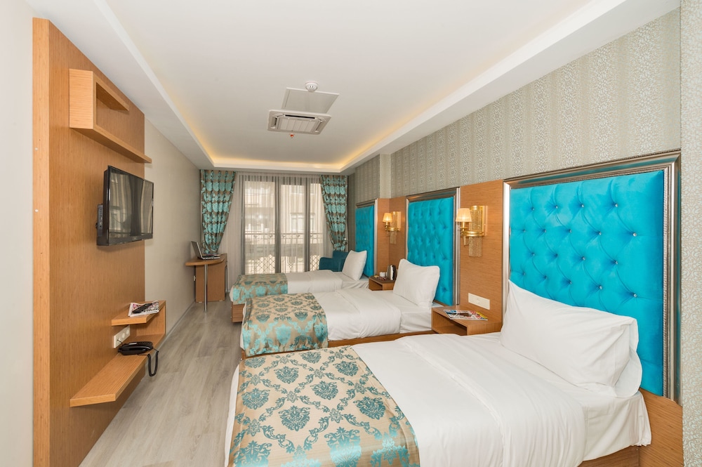 Grand Palace Hotel 19/50