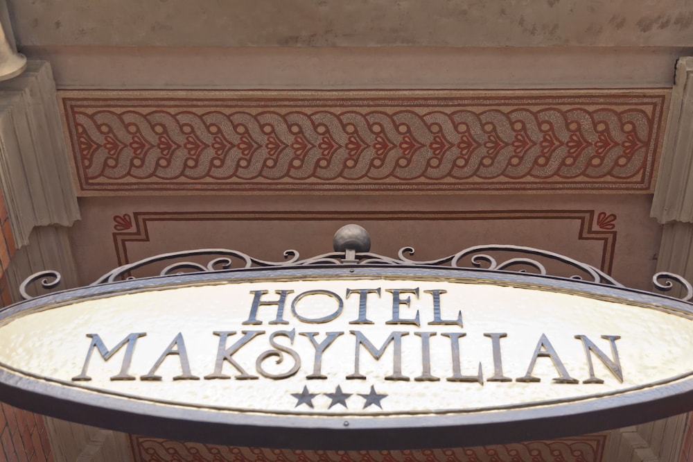 Maksymilian Hotel 38/70