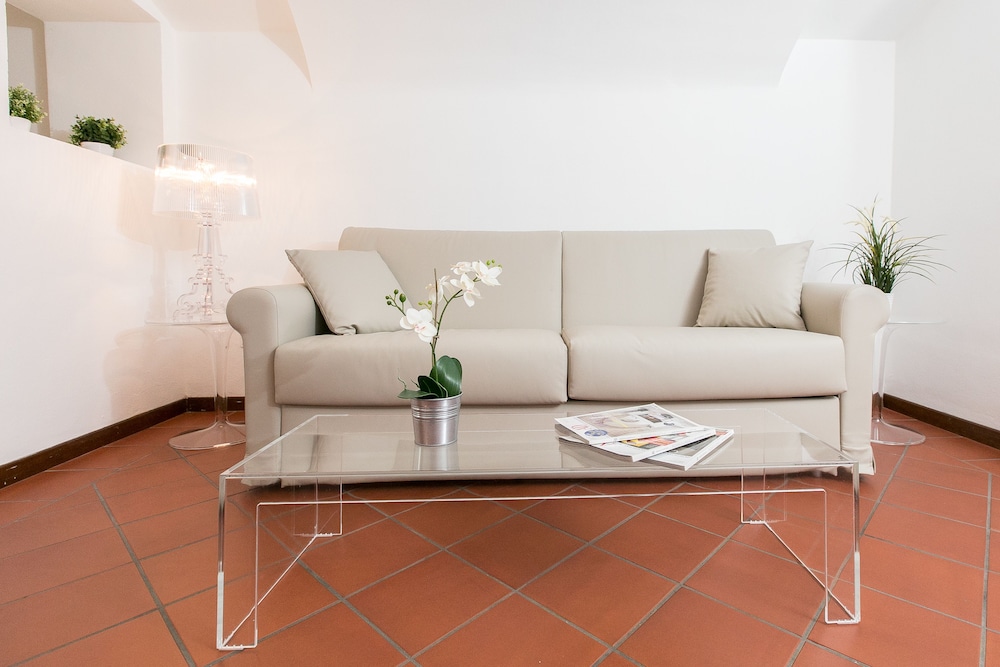 Fiorentini Charme - My Extra Home 23/36