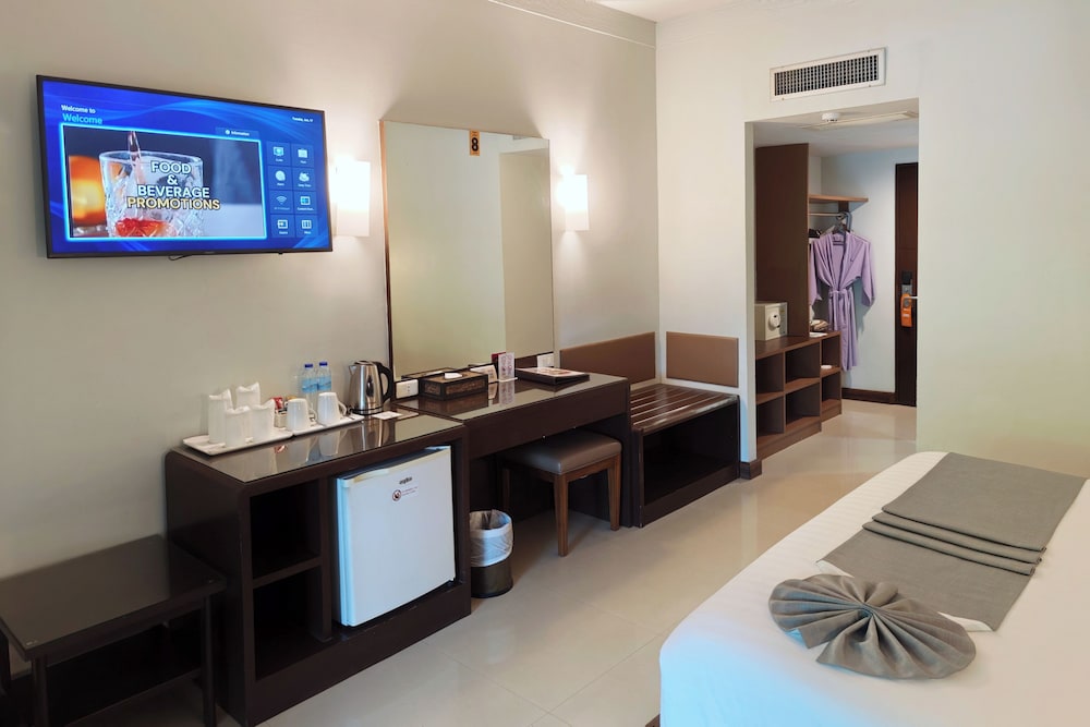 Patong Resort Hotel 56/66