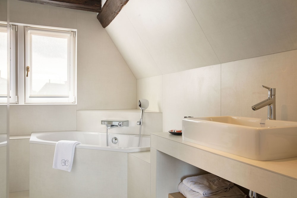 Relais & Chateaux La Maison Des Tetes 10/47