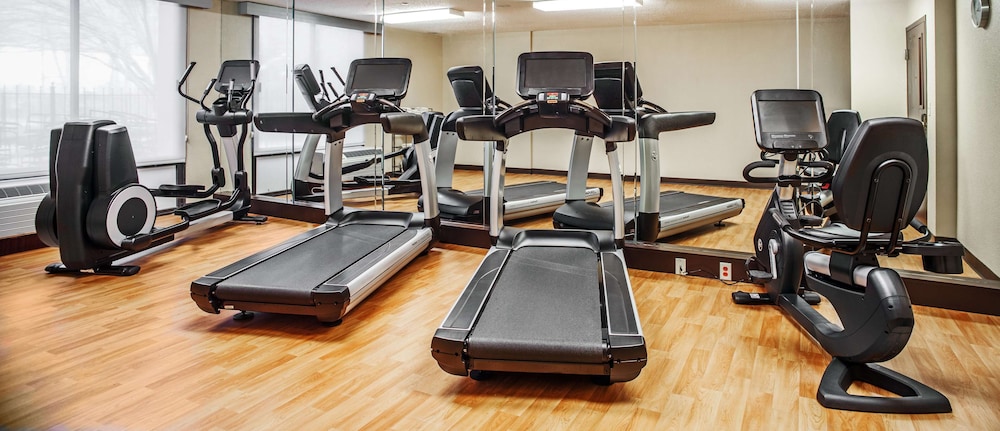 Hyatt Place Cincinnati/Blue Ash 10/28
