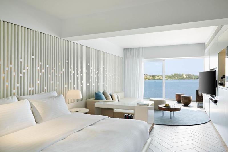 Ultra Roof Top, Suite