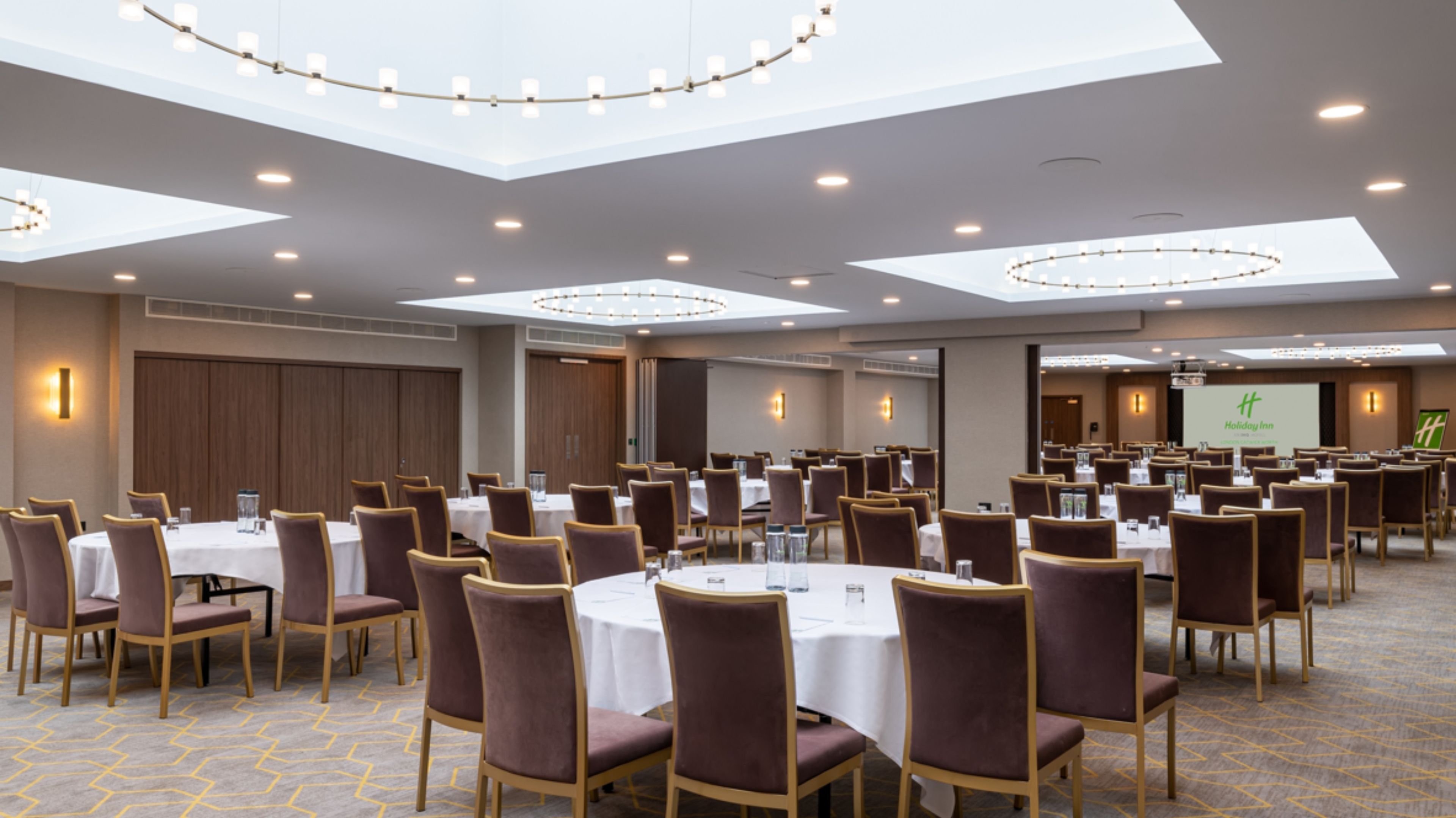 Holiday Inn London Gatwick Worth 39/50