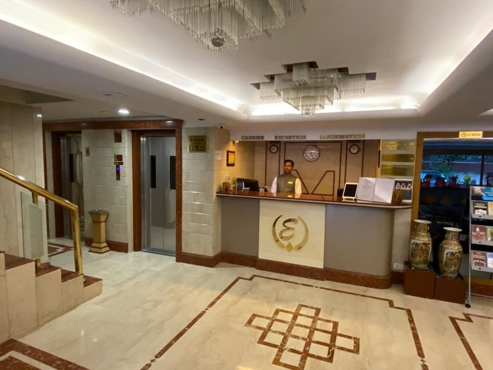 Lobby at Regenta Place The Emerald, MUMBAI