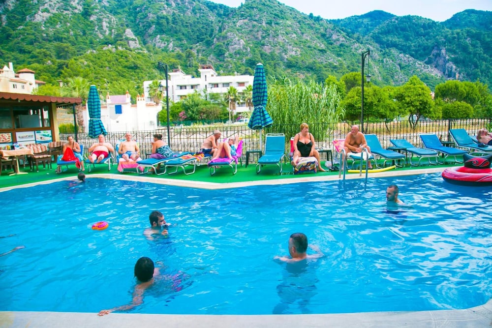 Ozlem 2 Apart Hotel 32/44