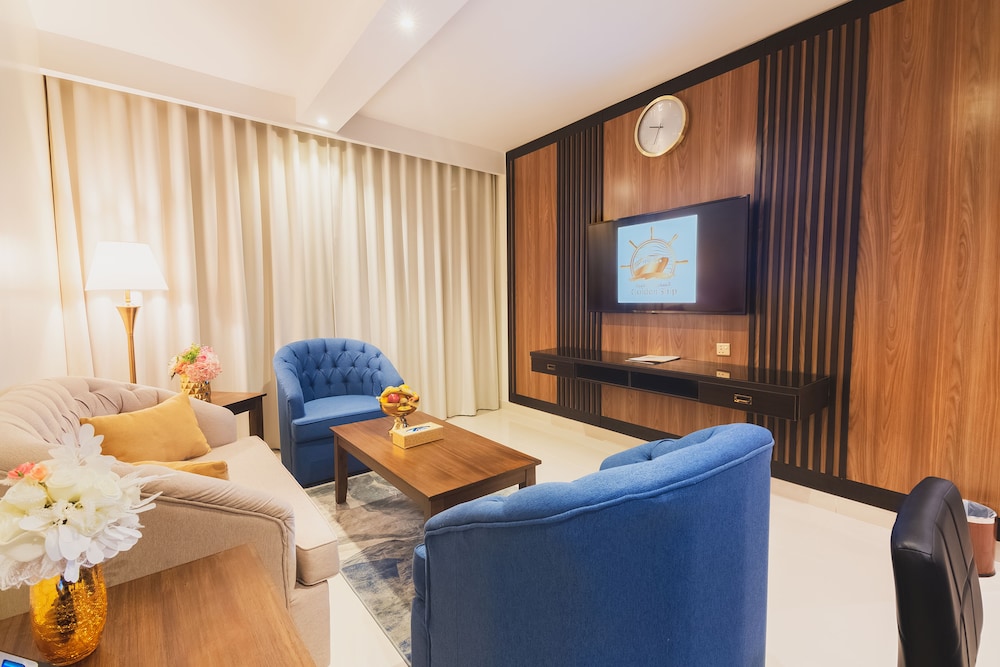 فندق السفينة الذهبية(Golden Ship Hotel) 35/45