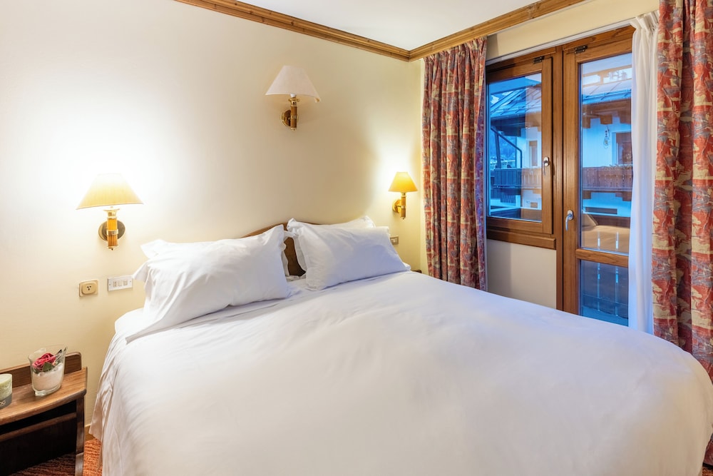 Hotel Alaska Cortina 20/60