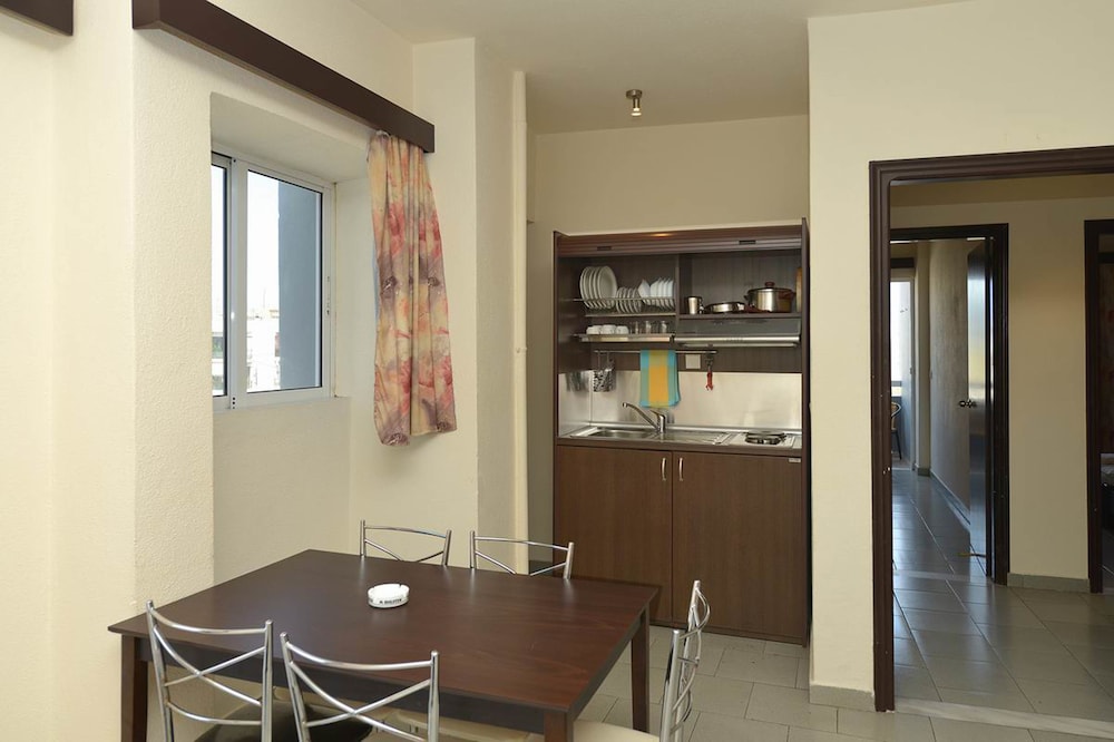 Ialysos City Hotel 46/51