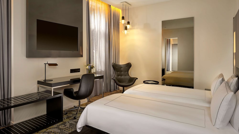 Park Plaza Victoria Amsterdam Hotel 56/64