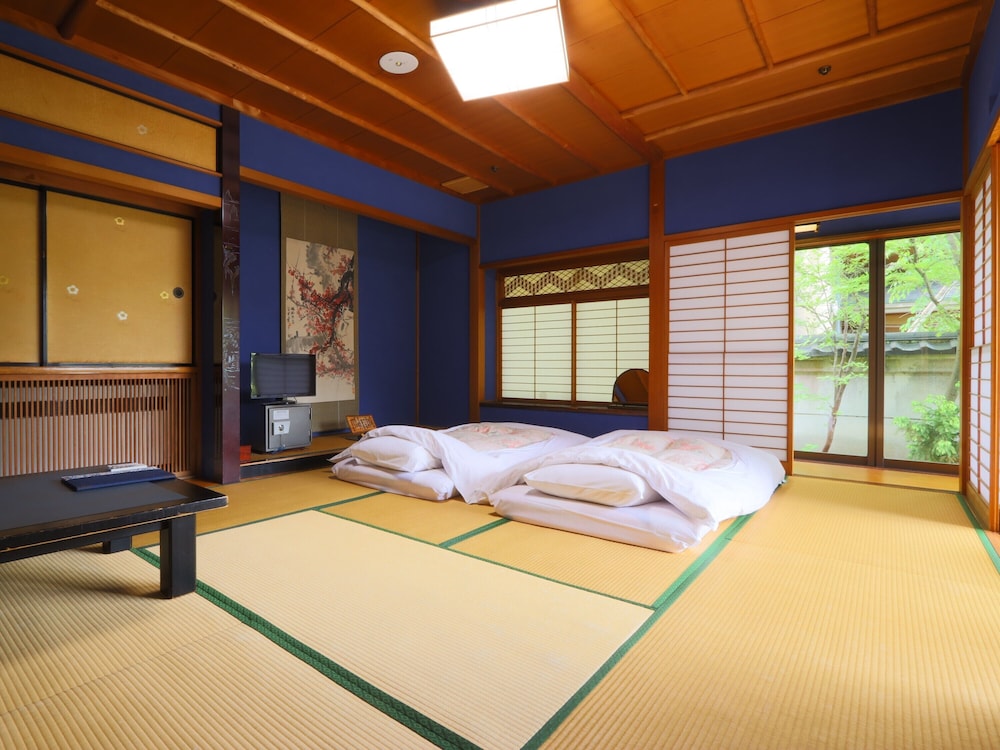 JAPANESE, TATAMI