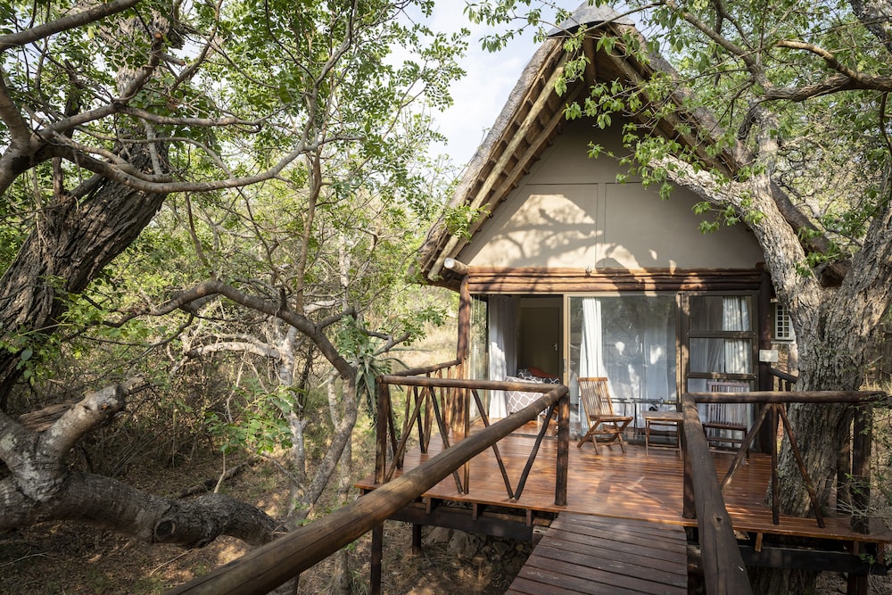 Panzi Lodge 46/50