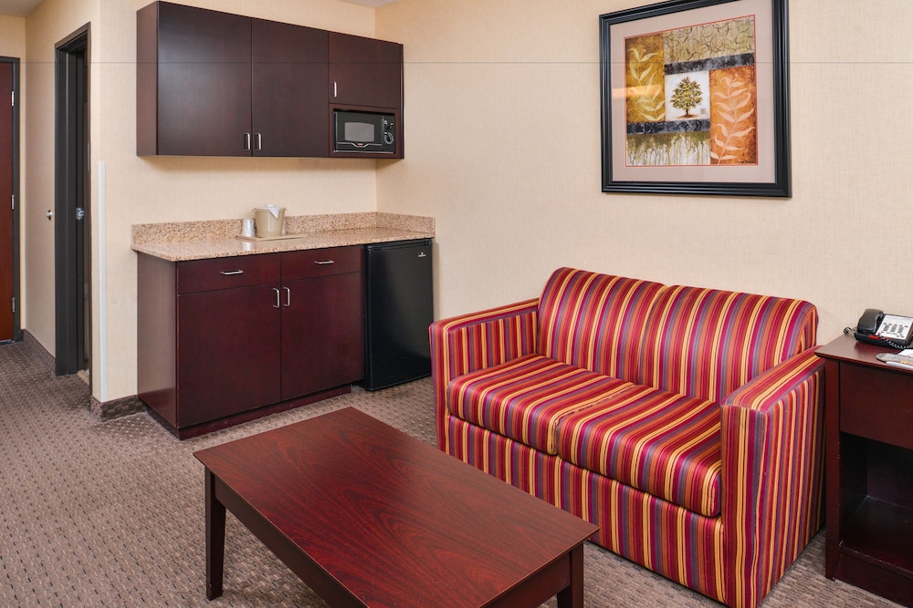 Holiday Inn Express Hotel And Suites Portland Jantzen Beach 44/68