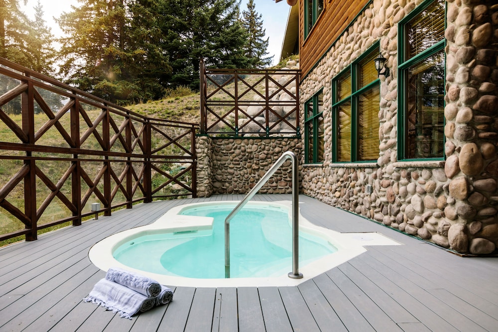 Pyramid Lake Resort 25/48