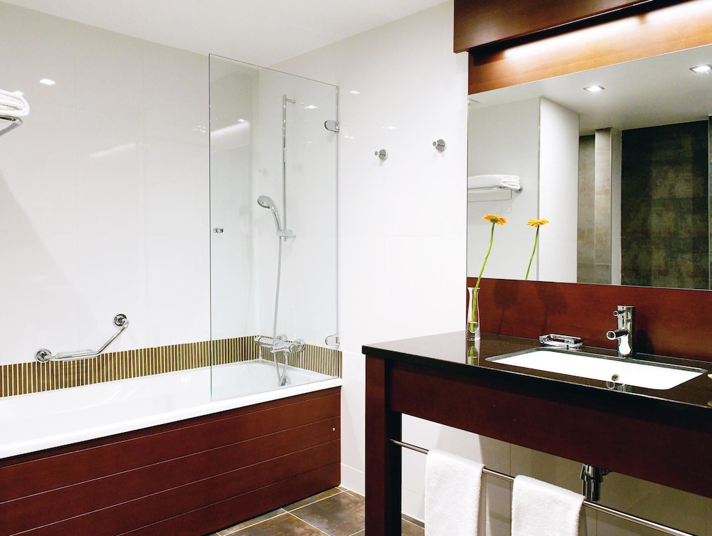 غرفة كلوب بسريرين منفصلين، New Hotel Charlemagne 8/8