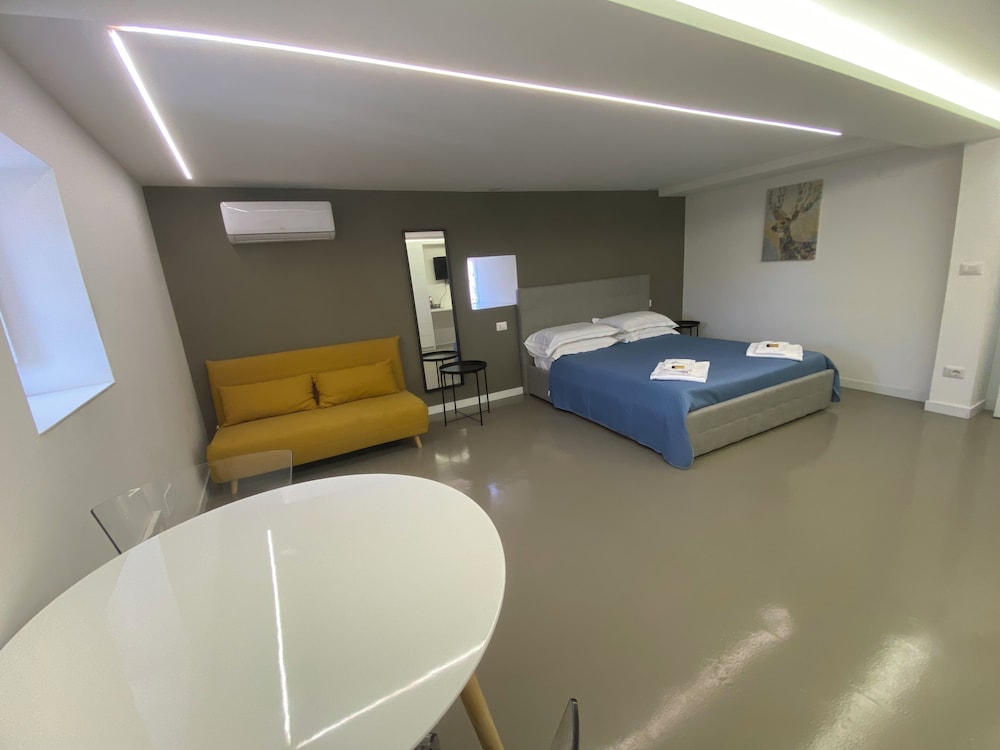 B&B Suite Cutelli 50/50