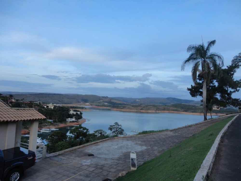 Hotel Escarpas do Lago 25/30