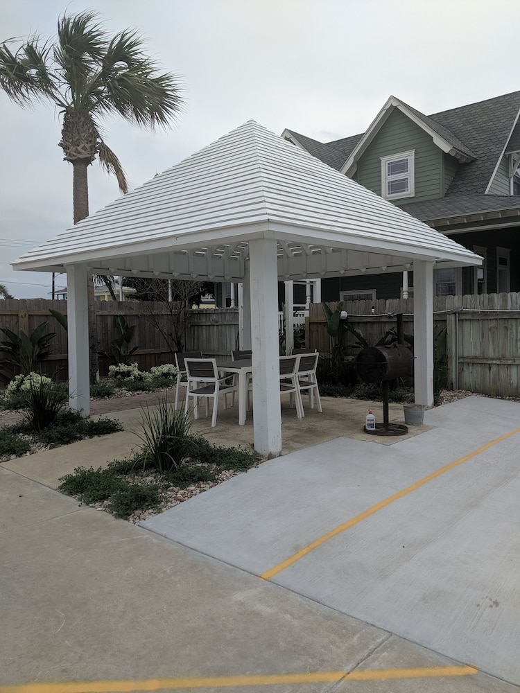Seashell Village Resort 64/70