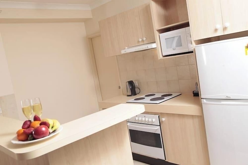Starwest Apartments Alderney On Hay 49/49