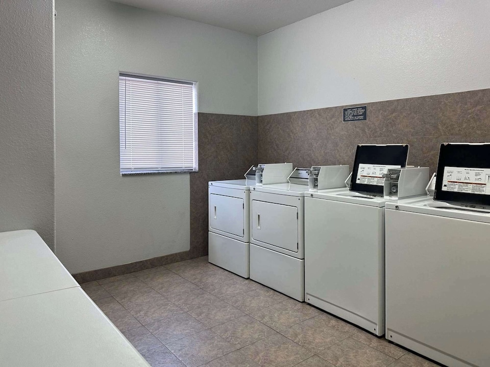 Motel6 Mission, TX 9/49