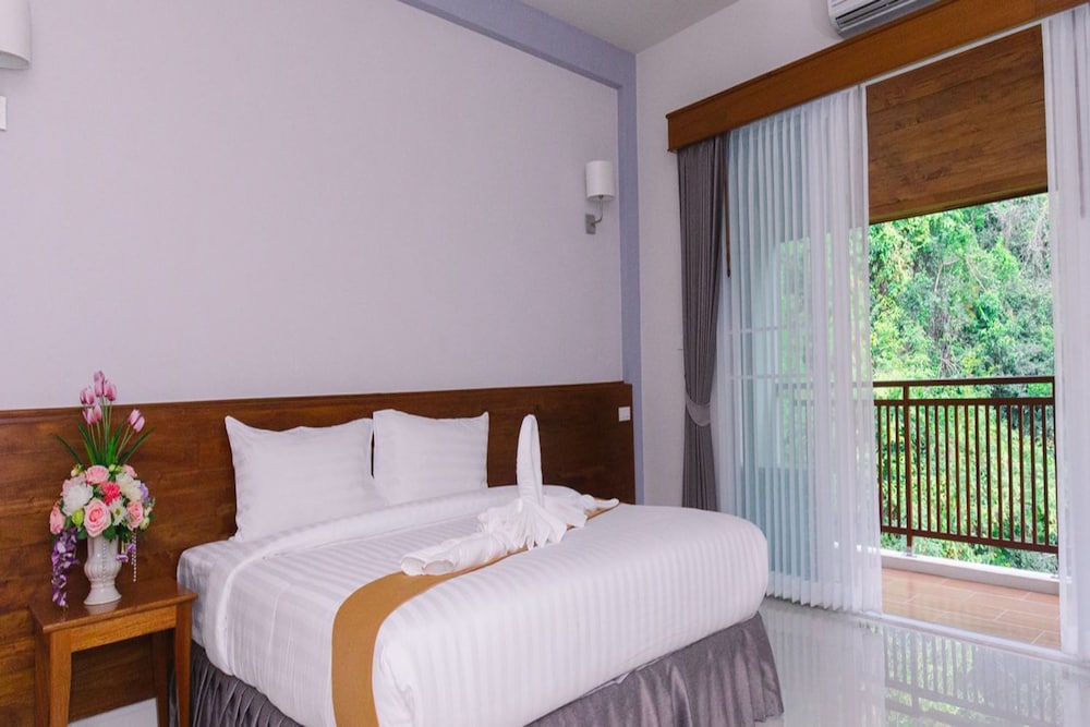Royal Hill Satun Hotel 16/35