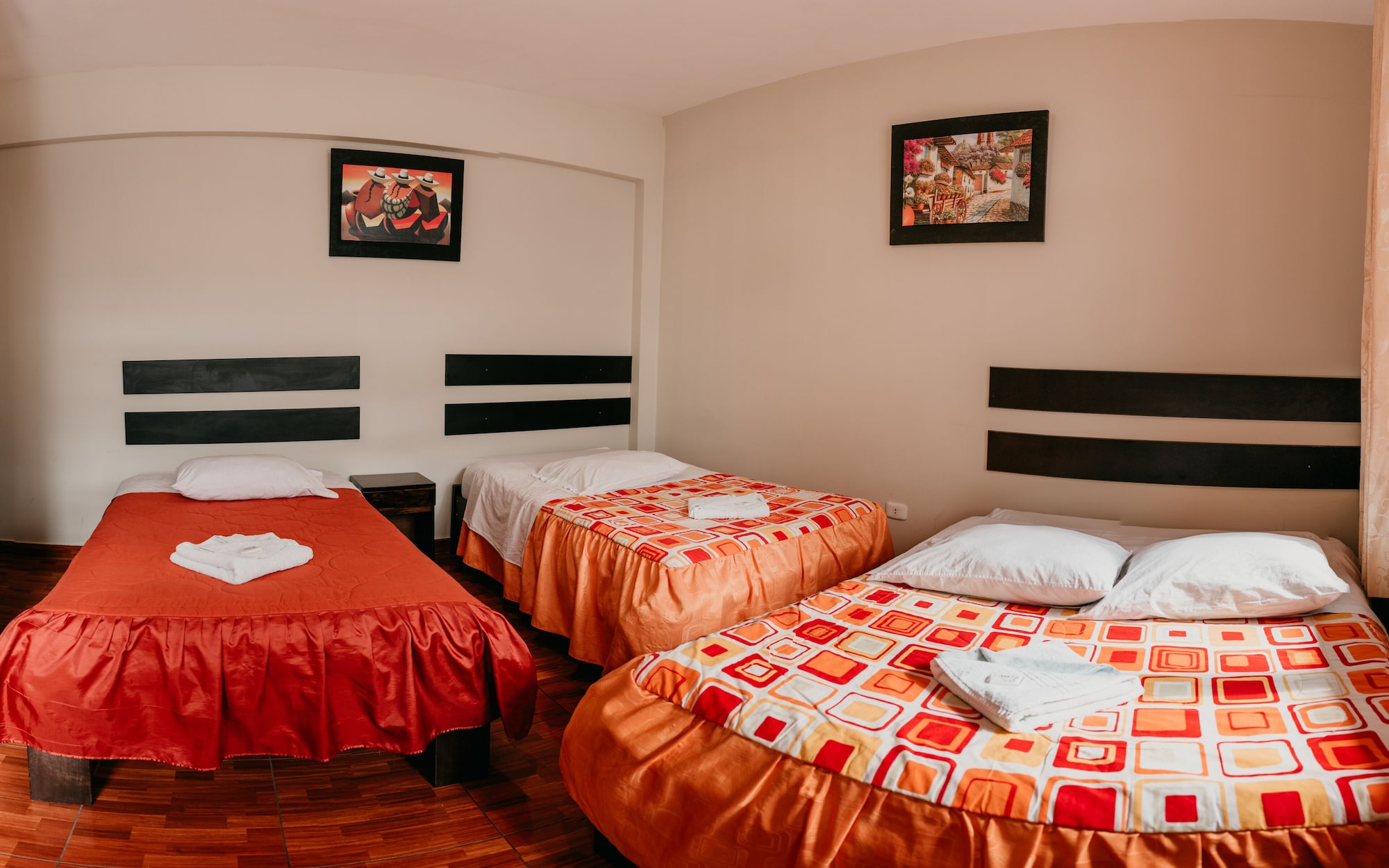 ROOM, TRIPLE