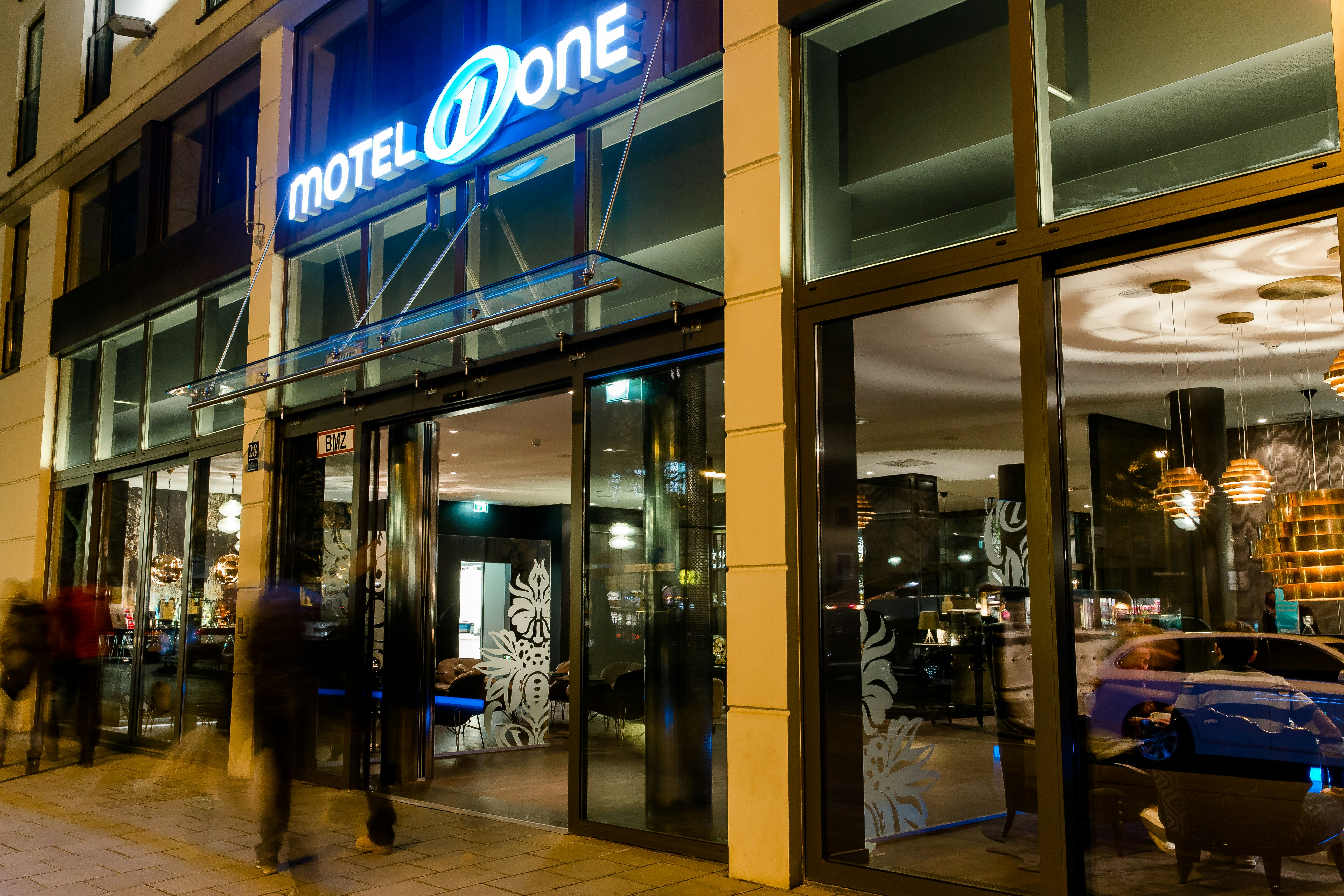 Hotel Motel One Munchen-Sendlinger Tor 1/32