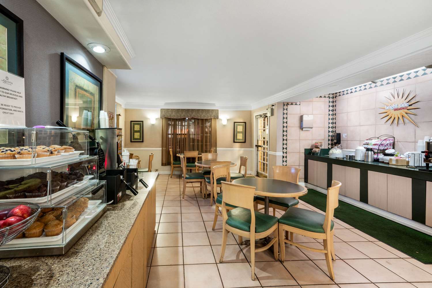 Motel6 Phoenix, AZ - Midtown 17/22