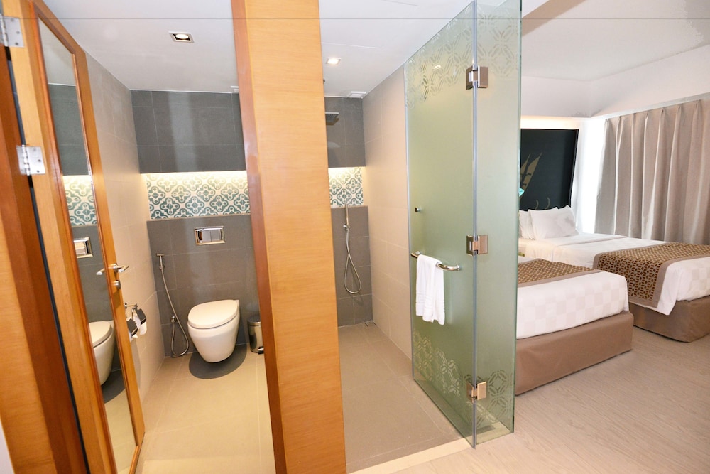 Hue Hotels Resorts Boracay 9/67
