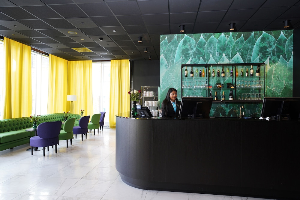 Thon Hotel Alta 55/60