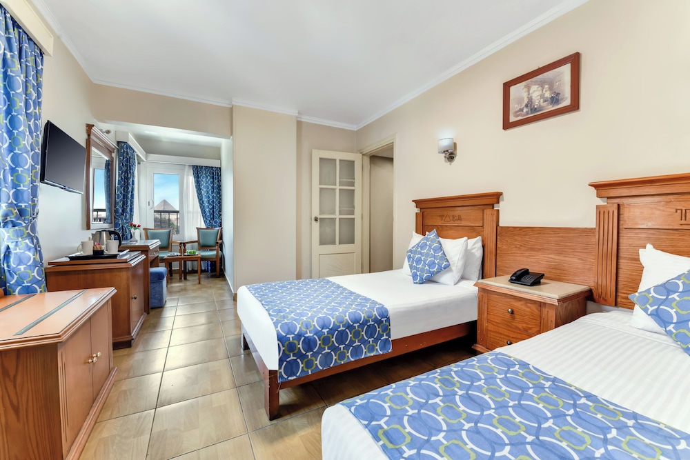 Aura Inn Tiba Pyramids Hotel 15/47