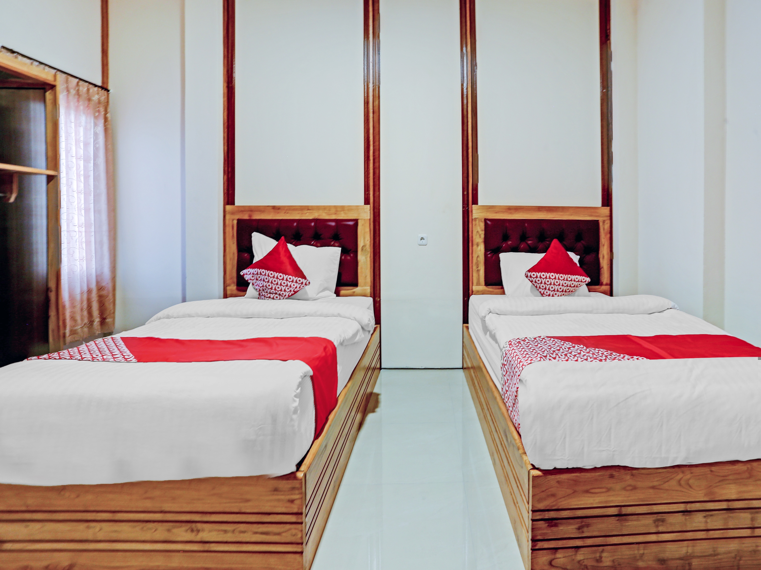 OYO 90428 Remington Hostel 15/41