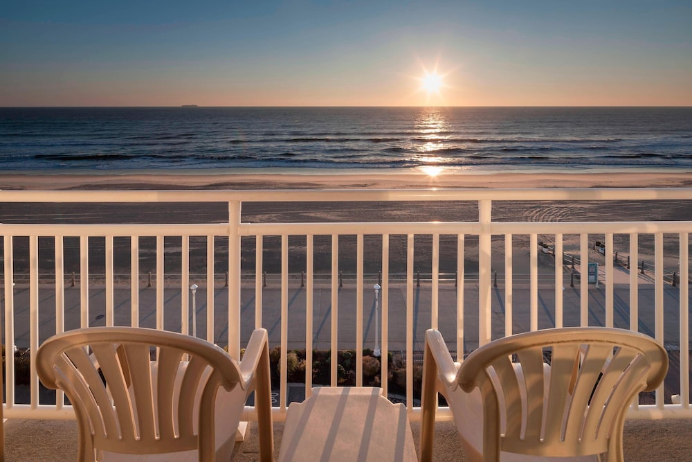 Courtyard Virginia Beach Oceanfront North 37th Street 13/29