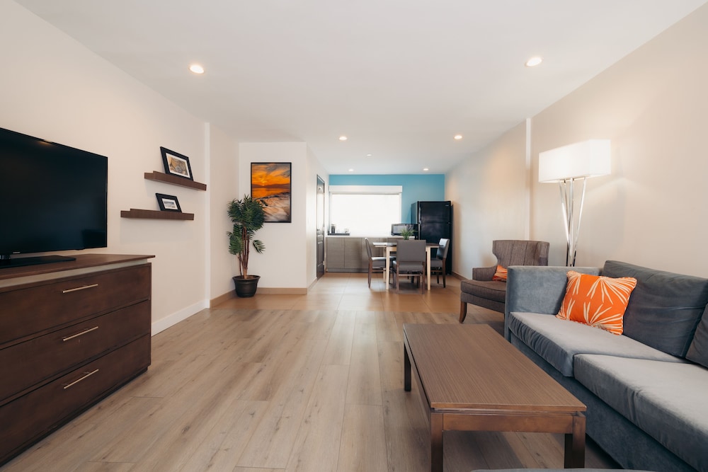 The Cove Hotel, Ascend Hotel Collection 48/67