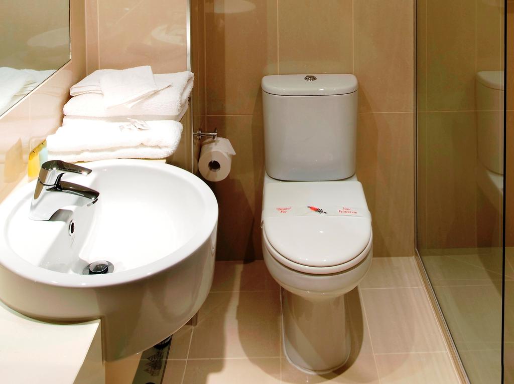 غرفة غراند بإطلالة، Atlantis Hotel Melbourne 2/2