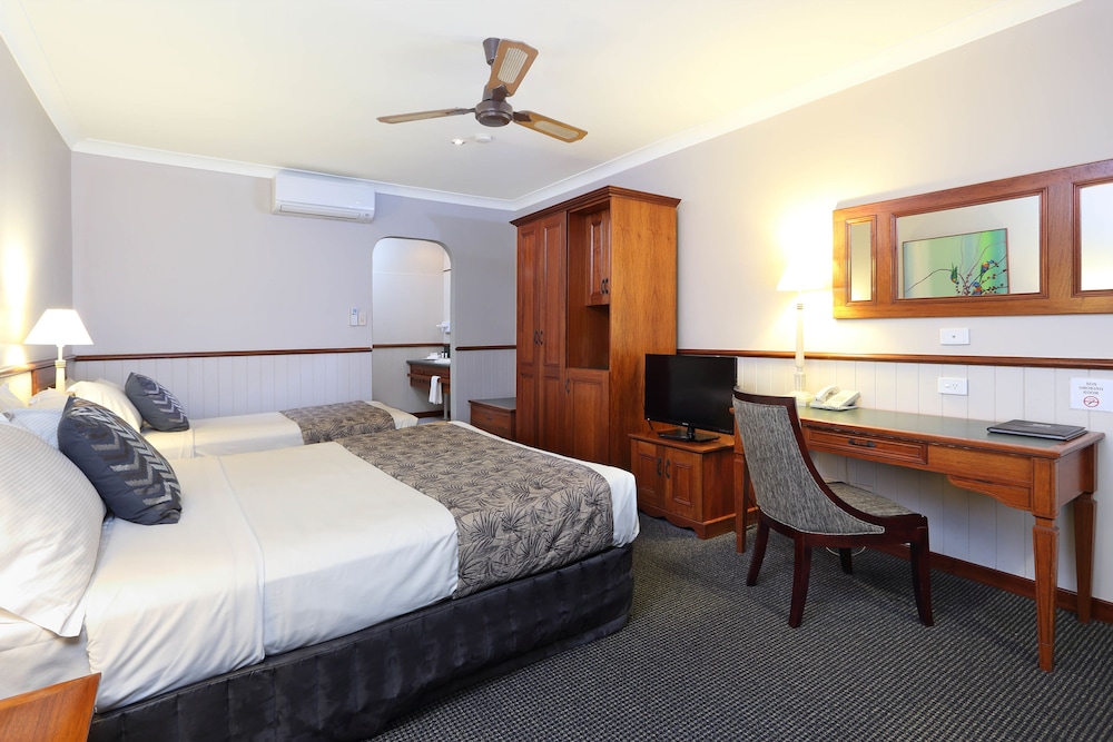 Brisbane International Virginia 15/49
