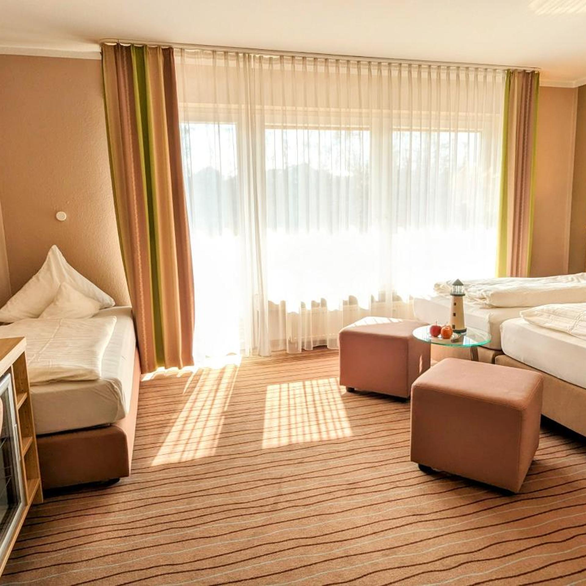 غرفة ثلاثية، Ambient Hotel Am Europakanal 10/10