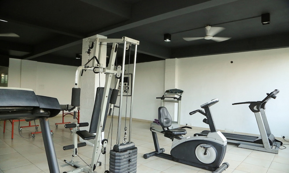 Hotel At Home Suites 24/40