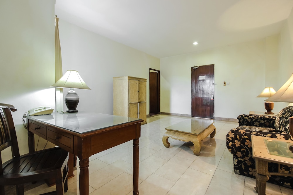Reddoorz Plus Near Gbk Senayan 8/47