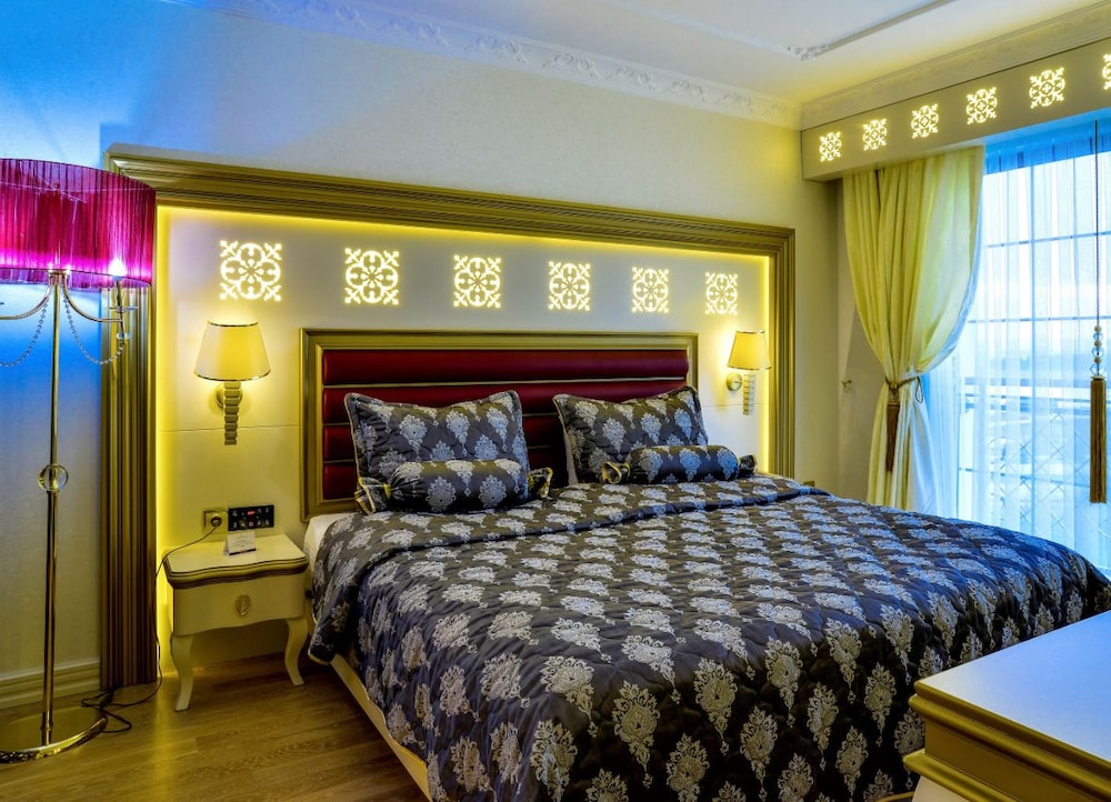 Altintas Otel & Spa 4/50