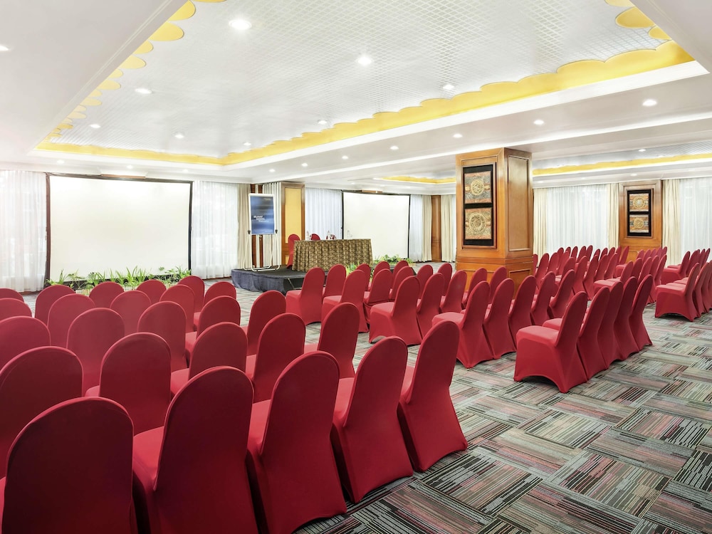 NOVOTEL SOLO 57/64