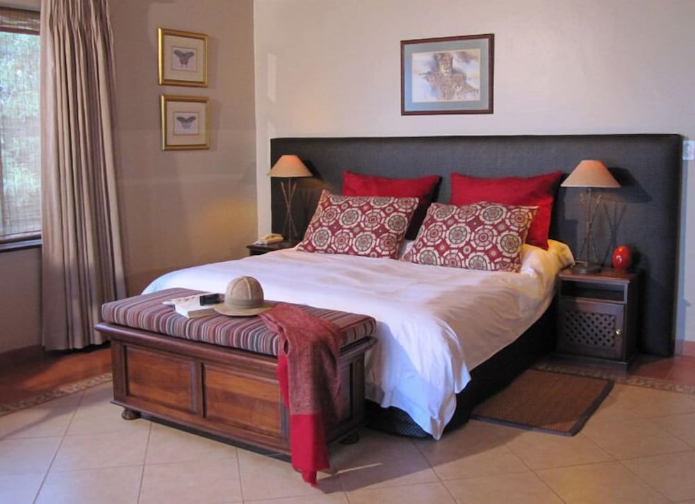 Pakamisa Private Game Reserve 3/34