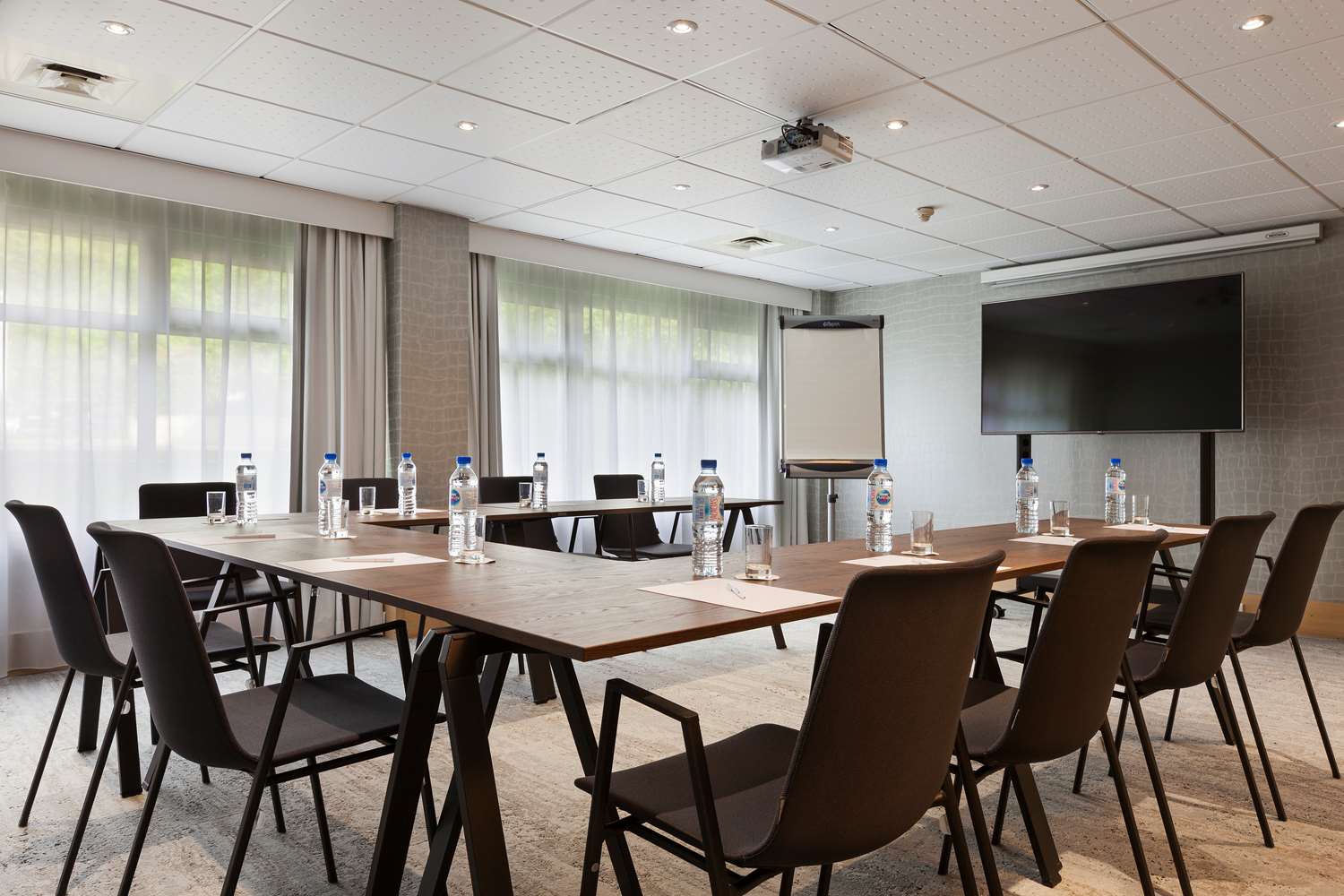 Hotel Inn Paris CDG Airport 30/34