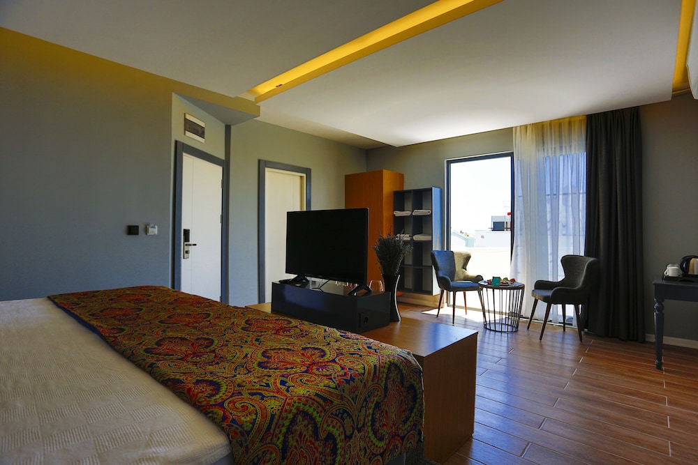 Azuu Boutique Hotel 33/76