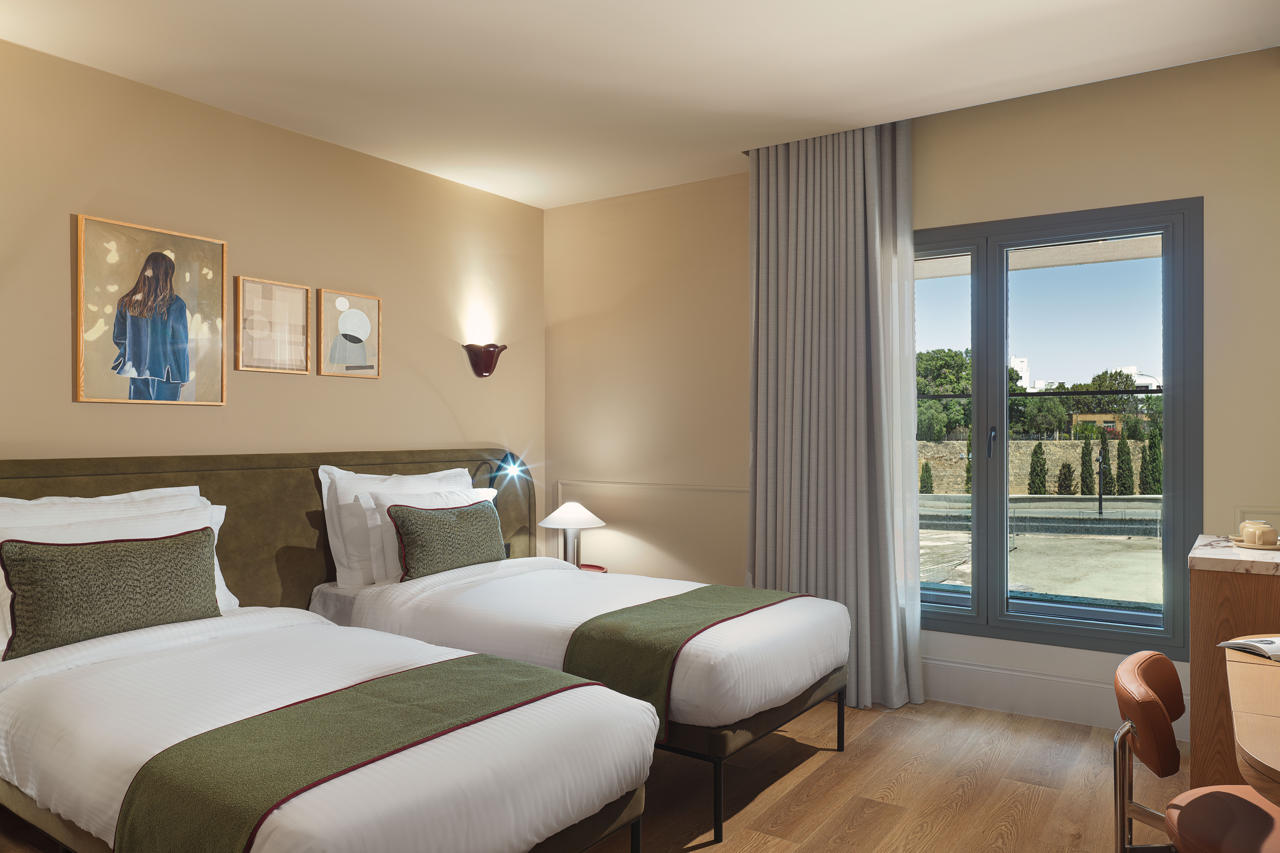 Leonardo Boutique Hotel Venetian Nicosia 8/21