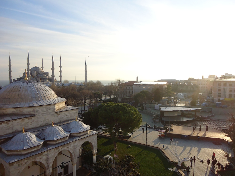 Lapis Inn Hotel and Spa (ex. Ambassador Hotel Istanbul) 64/67