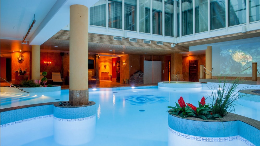 Grand Rose Spa Hotel 39/63