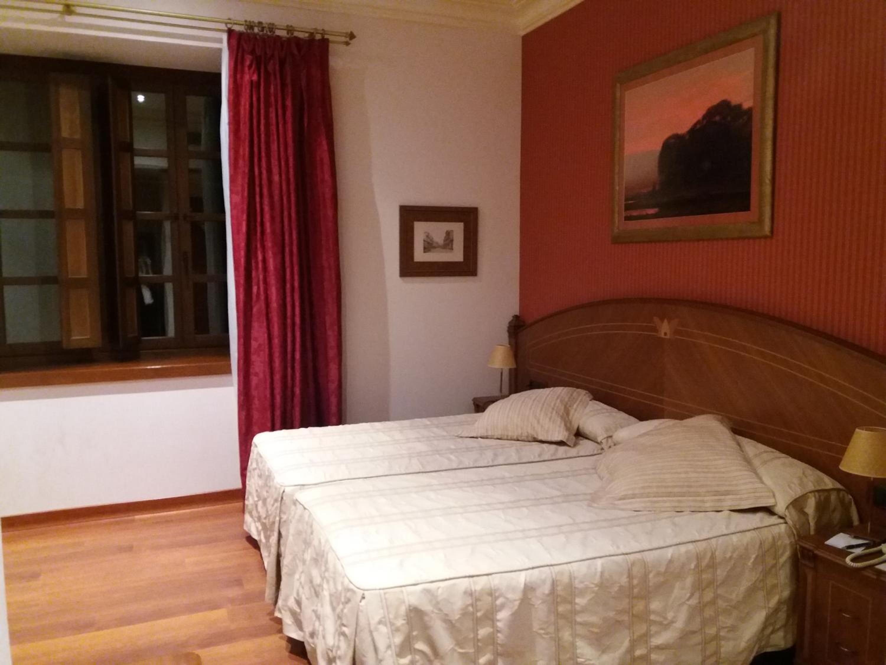 غرفة بسريرين منفصلين لذوي الإعاقة، Hotel Palacio De La Magdalena 4/10