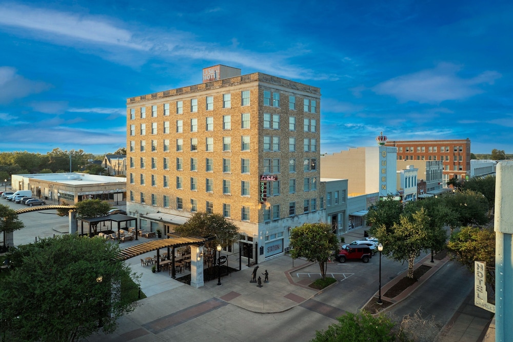 LaSalle Boutique Hotel 3/39