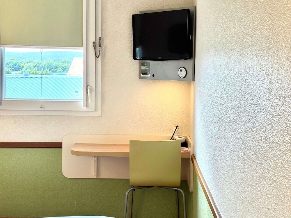 Ibis Budget Cosne Sur Loire 38/51